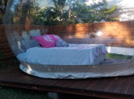 La BBO La Bulle by Baril O'thentik, hotel med parkering i Saint-Philippe