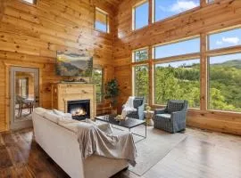 Celebrate Christmas at the Cabin! Hot Tub & Pool | Big Pine Chalet