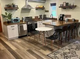 2 Bedroom Condo in Tannersville - 6 Minutes from Camelback Mountain
