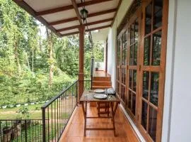 Teyra Lodge