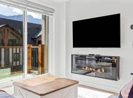 Golden Ridge - 2 Bedroom plus Den