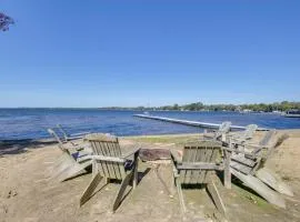 Rustic Wisconsin Cabin on Shawano Lake!