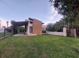 Lo de nina, Hotel in Miramar