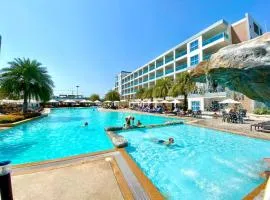 GrandBlue Condo 506