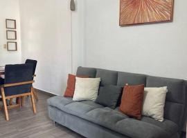 Casa Del Bosque, hotel in Tecomán