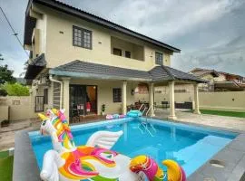Swiming pool Villa Kuantan Holiday Home 6R 4CP