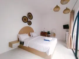 M Villa