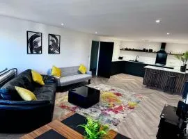 New 2 Bed Apartment in Royston High St