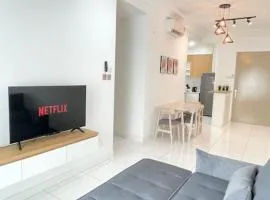 1min to Paradigm Mall 2to 5pax Platino MujiStyle