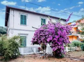 Casa elegante in mezzo al verde、ラ・スペツィアのアパートメント