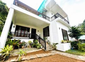 Misty Hills Lakeview Lounge, complejo de caba&ntilde;as en Kandy