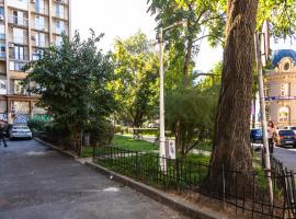 Accommodation 2Beds UltraCentral, hotel para golfe em Bucareste