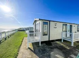Luxury Caravan Boasting Full Sea Views At Hopton Holiday Park Ref 80041S