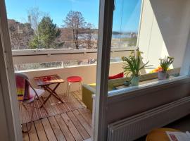 Luonnon rauhassa kodikas loma-asunto, hotel in Pori