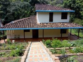 Ecohotel Otrolado Lodge, καταφύγιο σε Los Andes