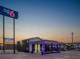 Studio 6 Fort Worth, TX - Stockyards East, hotel poblíž Fort Worth Meacham International - FTW, Fort Worth