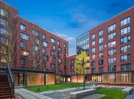 Holiday Inn Express Beijing Shijingshan Lakeview by IHG