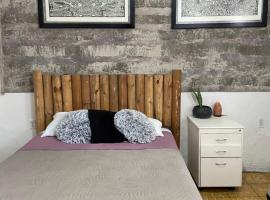 Hostal Centeno, hotel in Guadalajara