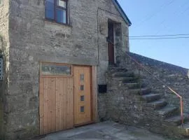 St Just Cottage - Beautiful 3 bed in the heart of St Just with a Fish & Chip Shop, Cafes and 4 local Pubs