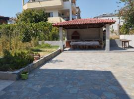 Apartment Mixail, hotel que acepta mascotas en Agios Nikolaos