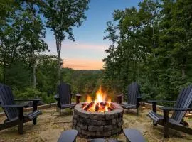 7 Min to DT Blue Ridge~Hot Tub~Fire Pit~Sleeps 12