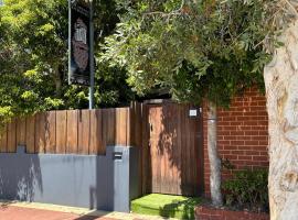 Shiralee Hostel -note - Valid passport required to check in, hostel in Perth