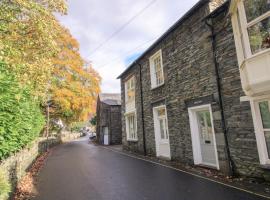 Bakers Rest ideal for 2 families centrally located in Grasmere with walks from the door, hotel in Grasmere