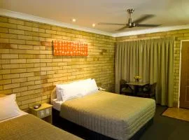 Starlight Motor Inn