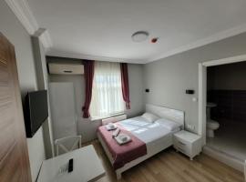 Gold in Confort hotel, hotel Barbaros városában