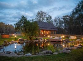 Jäägri Saunamaja, hotel met hottubs in Parksi