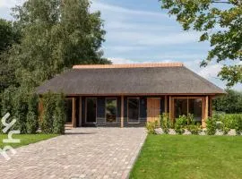 OV575 - Landelijk gelegen 2P vakantiehuis met hottub in Sint-Jansklooster