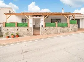 2 Bedroom Lovely Home In Carratraca
