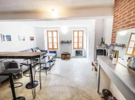Charmant duplex sous le château au coeur de Seix