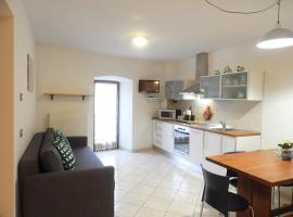 Appartamenti Franci，佩利札諾的飯店