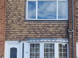 Cozy flat & Lovely garden, High Speed WiFi