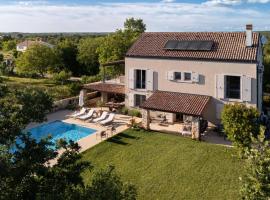 Villa & SPA My Koltrina，史菲芬奇納的溫泉住宿