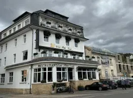 hotel whiteswan
