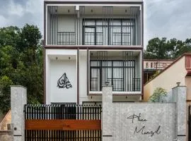 Hina Manzil