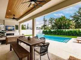 Naples Paradise Cove Luxury Beach Home