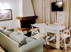 Elizabeth's house 2 Λιβάδι Αράχωβας, hotel v destinaci Kalívia