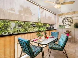 Kona Plaza#221