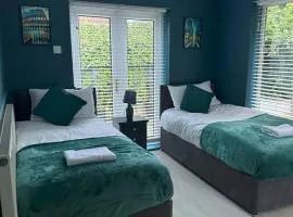 Sleeps 10 - Contractors - Family - Relocators