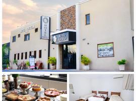 Hotel Portela II - Av Principal e a 500m do Thermas dos Laranjais, hotel v destinaci Olímpia