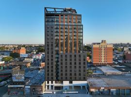 Holiday Inn Express Long Island City E - New York by IHG, hotel in Queens