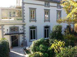 Pavillon Kalensa, bed and breakfast en Vals-les-Bains