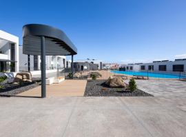 Clesol II piscina infinity terraza de 75m y AC, Hotel in Abades
