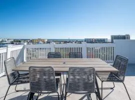 Luxury New Build with Oceanview - Go with the Flo 1