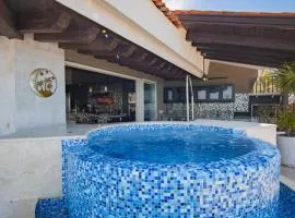 Pinnacle Resorts at Zona Romantica