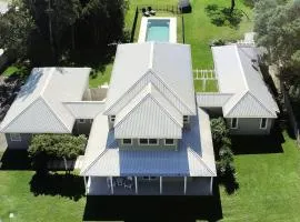 Echo Beach House