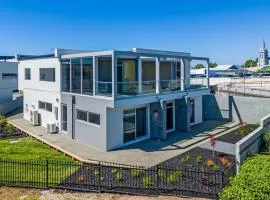 Location and luxury in Timaru